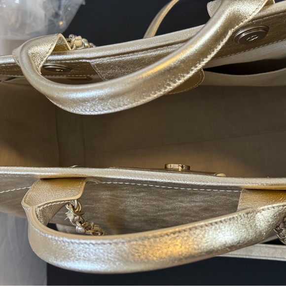 Limited Edition ! NWT Large Gold Calfskin Chanel Deauville Tote - Picture 10 of 15